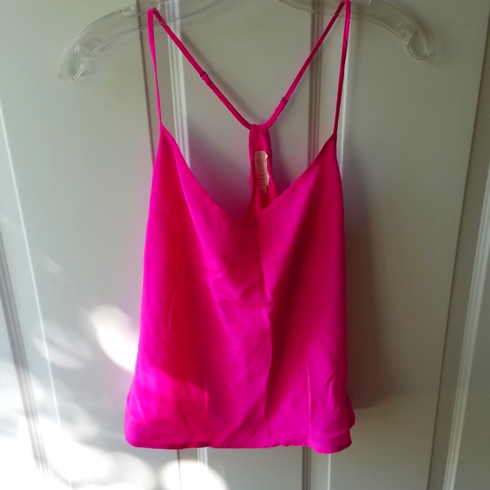 Fushia Tank